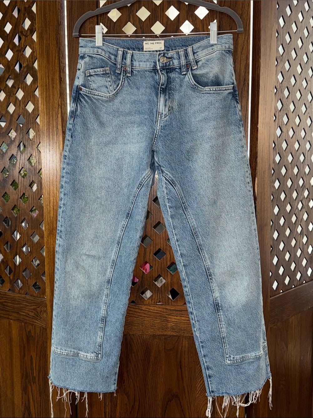 We The Free Risk Taker Mid Rise Faded Light Blue Straight-Leg Jeans